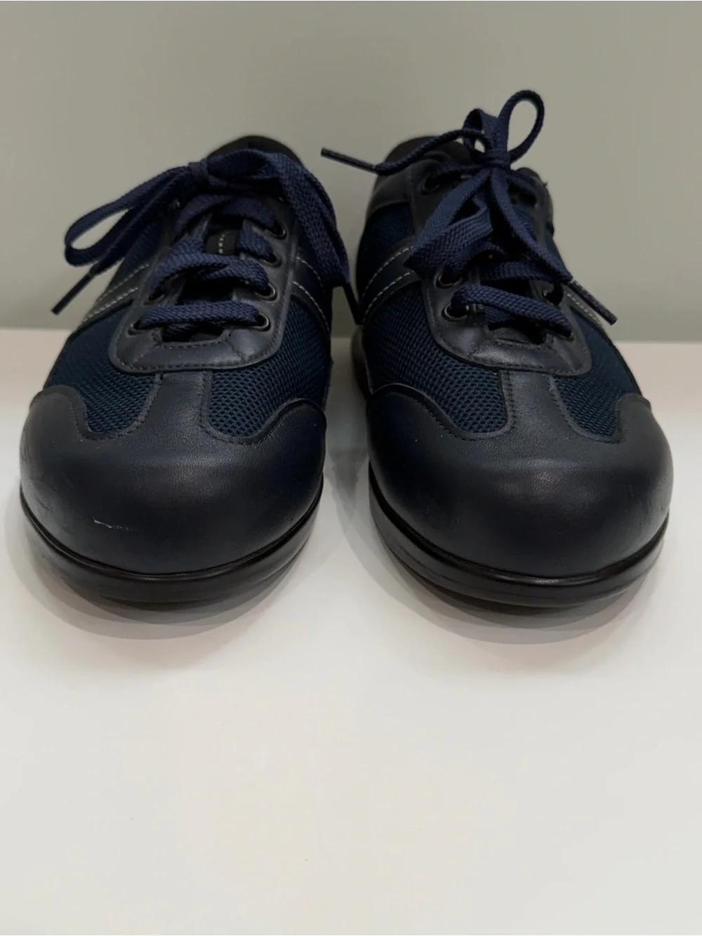 SAS Women’s 7 WW Navy Comfort Walking Sneakers Orthopedic Lace Up Shoes Casual
